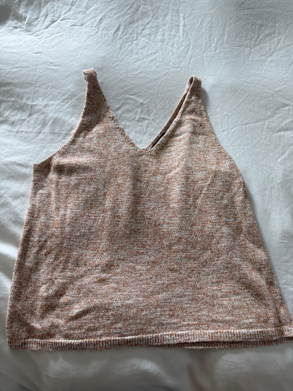 Soft Banana Republic V-Neck Knit Tank Top in burnt orange and white